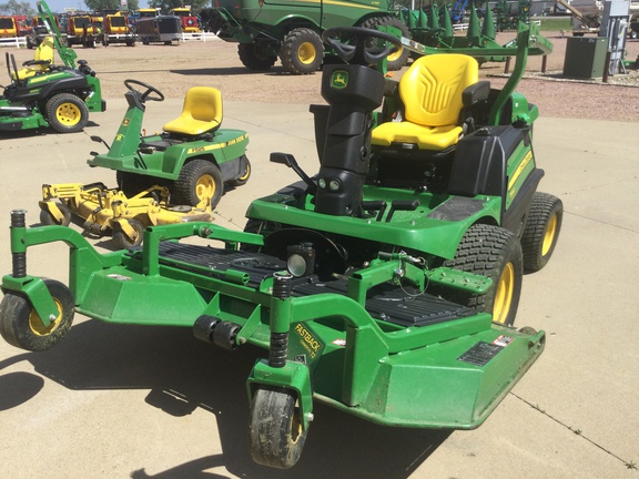 2022 John Deere 1580 Mower/Front Deck