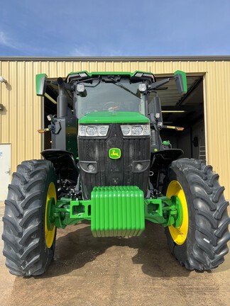 2024 John Deere 7R 210 Tractor