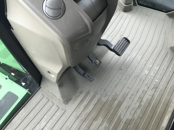 2024 John Deere 616R Sprayer/High Clearance