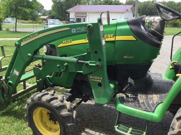 2005 John Deere 3520 Tractor Compact