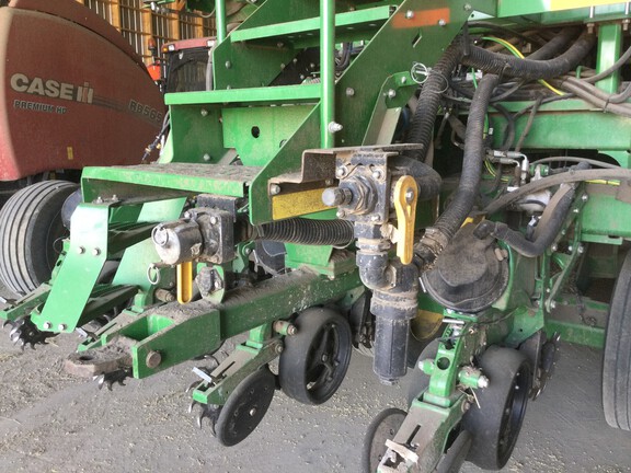 2020 John Deere DB60 Planter