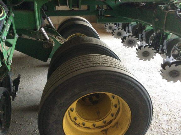 2020 John Deere DB60 Planter