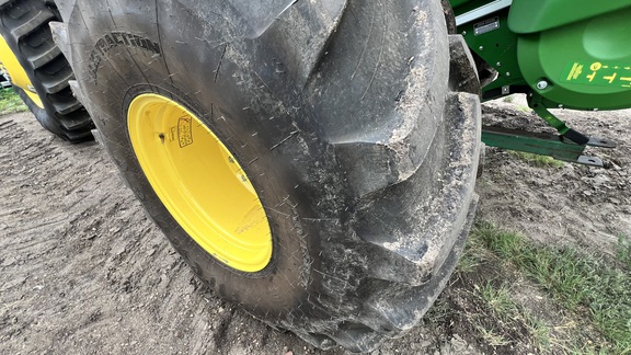 2024 John Deere S780 Combine