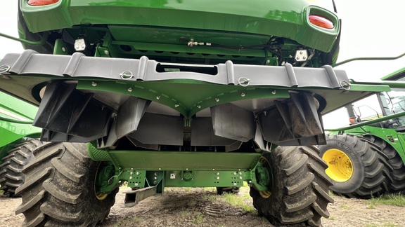 2024 John Deere S780 Combine