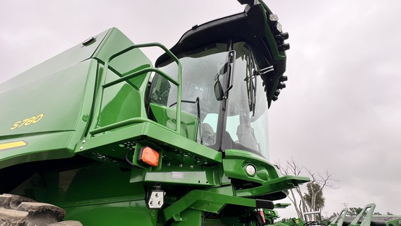 2024 John Deere S780 Combine