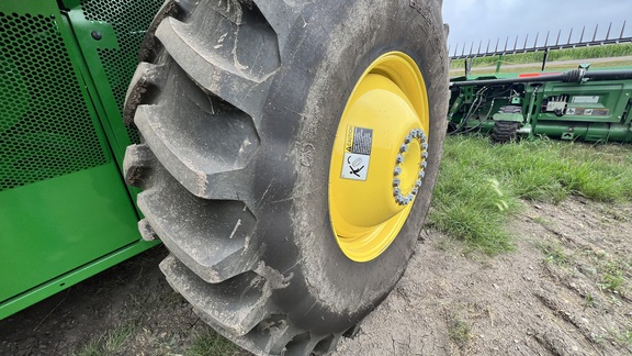 2024 John Deere S780 Combine