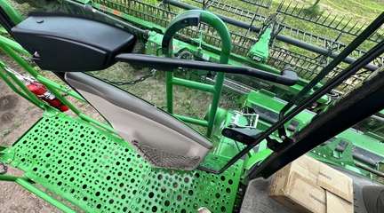 2024 John Deere S780 Combine