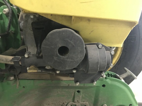 2015 John Deere 1775NT Planter