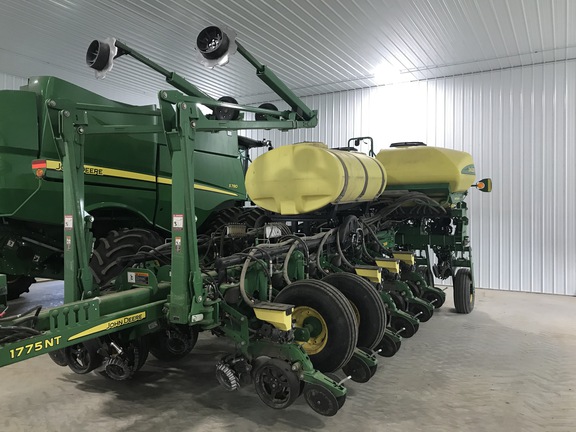 2015 John Deere 1775NT Planter