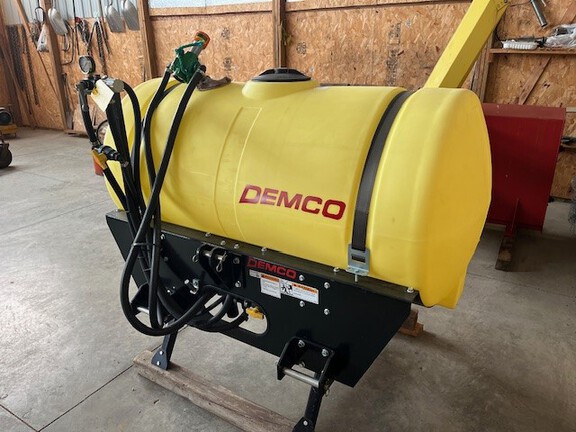 2022 Demco RM200 Sprayer/3pt