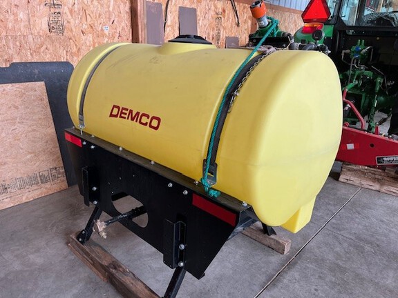 2022 Demco RM200 Sprayer/3pt