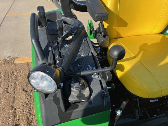 2023 John Deere 2038R Tractor Compact