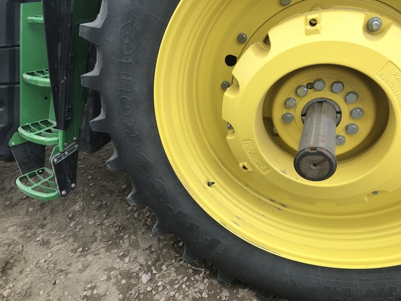 2024 John Deere 6R 215 Tractor