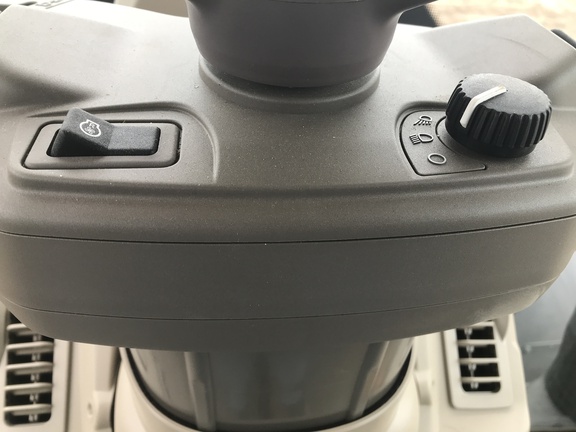 2024 John Deere 6R 215 Tractor