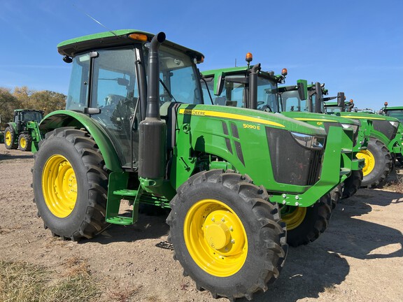 2024 John Deere 5090E Tractor