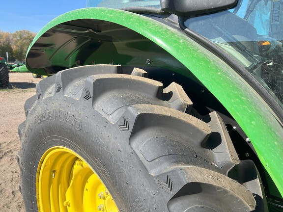 2024 John Deere 5090E Tractor