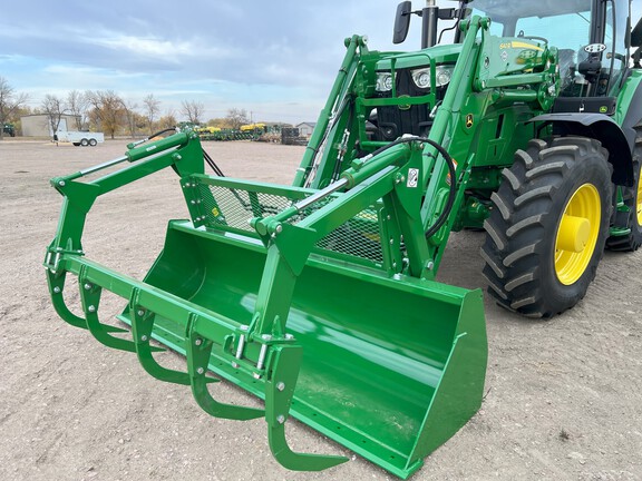 2023 John Deere 640R Loader