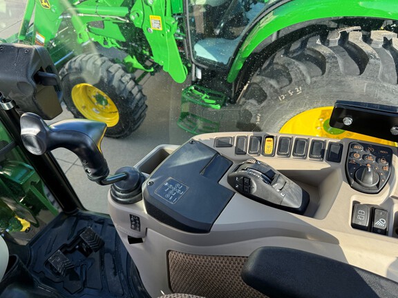 2024 John Deere 4066R Tractor Compact