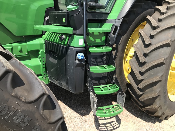 2023 John Deere 8R 340 Tractor