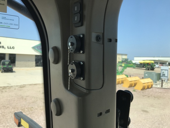 2023 John Deere 8R 340 Tractor