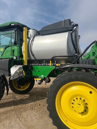 2023 John Deere 412R Sprayer/High Clearance