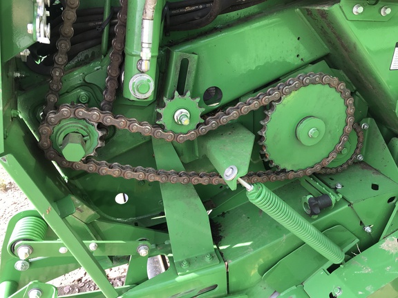 2020 John Deere 560M Baler/Round