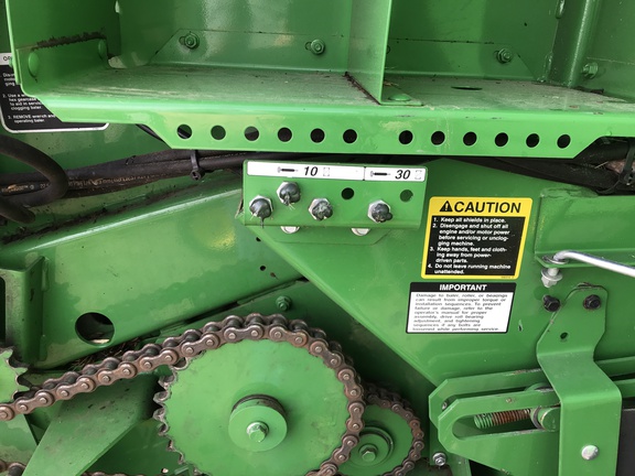 2020 John Deere 560M Baler/Round