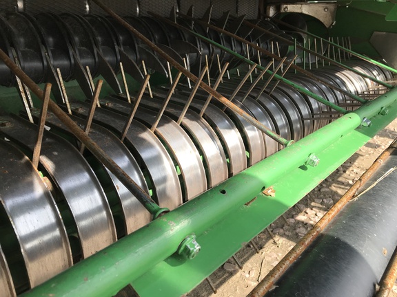 2020 John Deere 560M Baler/Round