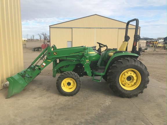 2013 John Deere 4320 Tractor Compact