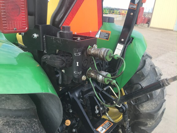 2013 John Deere 4320 Tractor Compact