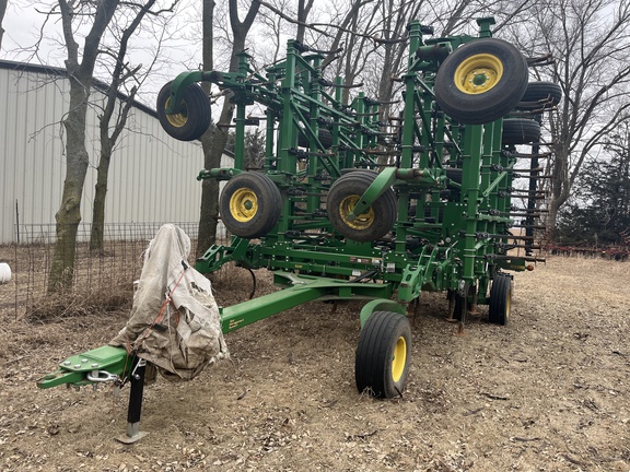 2018 John Deere 2230FH Field Cultivator