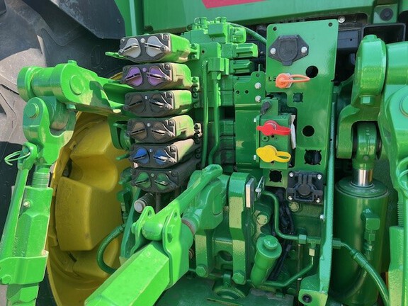 2023 John Deere 8R 410 Tractor