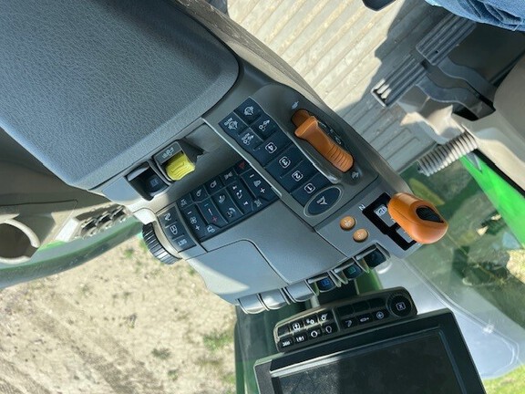 2023 John Deere 8R 410 Tractor