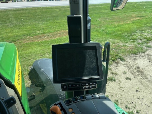 2023 John Deere 8R 410 Tractor