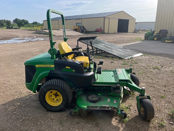 2012 John Deere 997 Mower/Zero Turn