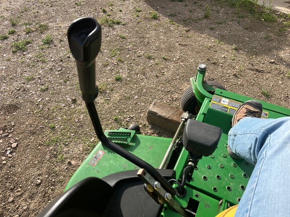 2012 John Deere 997 Mower/Zero Turn