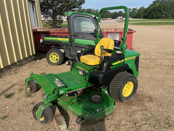 2012 John Deere 997 Mower/Zero Turn
