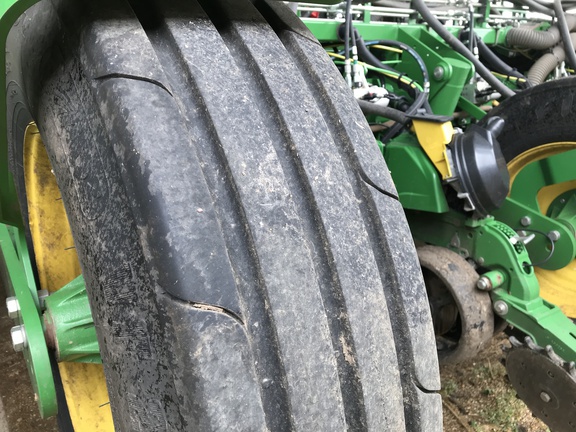 2021 John Deere 1775NT Planter
