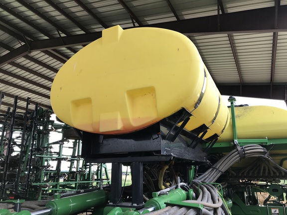 2021 John Deere 1775NT Planter