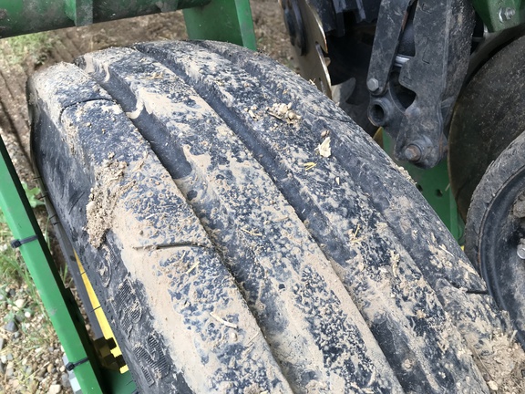 2021 John Deere 1775NT Planter