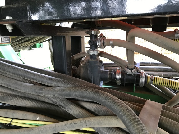 2021 John Deere 1775NT Planter