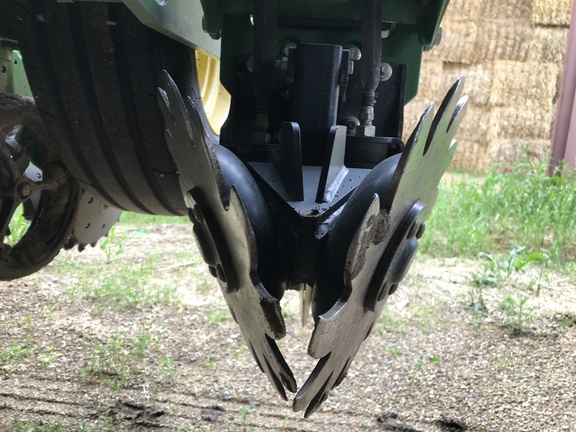 2021 John Deere 1775NT Planter