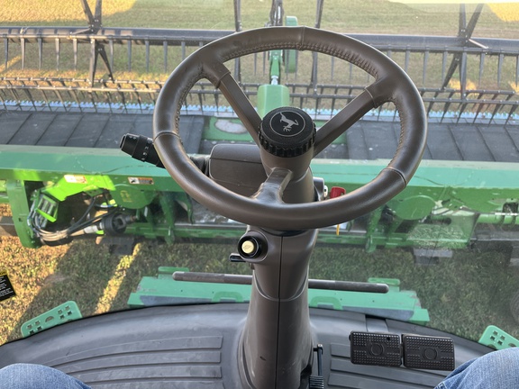 2022 John Deere S760 Combine