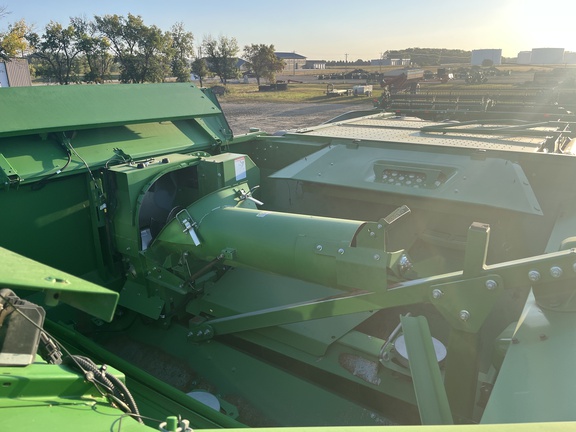 2022 John Deere S760 Combine