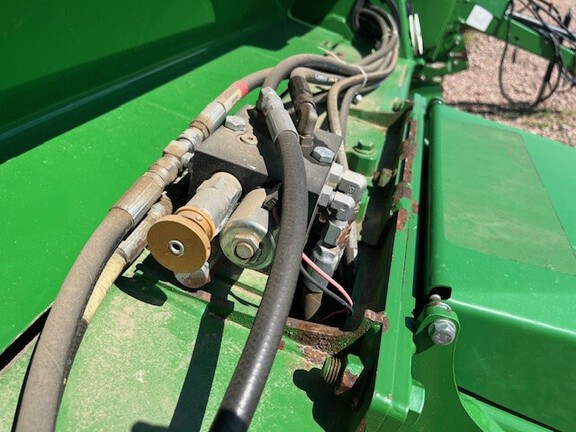2019 John Deere 560M Baler/Round