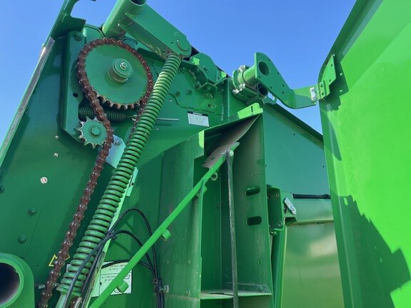 2019 John Deere 560M Baler/Round