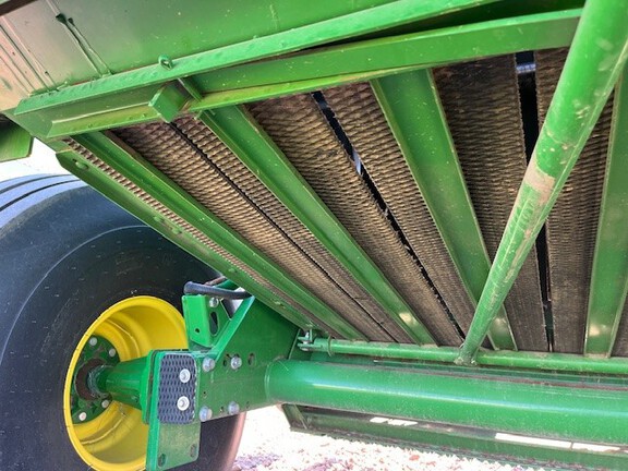 2019 John Deere 560M Baler/Round