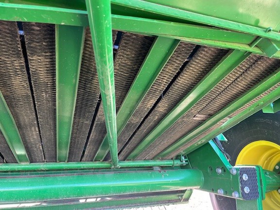 2019 John Deere 560M Baler/Round