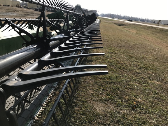 2023 John Deere HD40F Header Combine