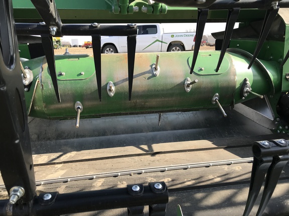 2023 John Deere HD40F Header Combine